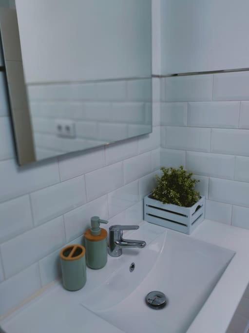 Apartamento Acerota, Con Parking Gratuito Cordoba Exterior photo